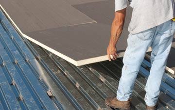 benefits of insulating St Mabyn flat roofing